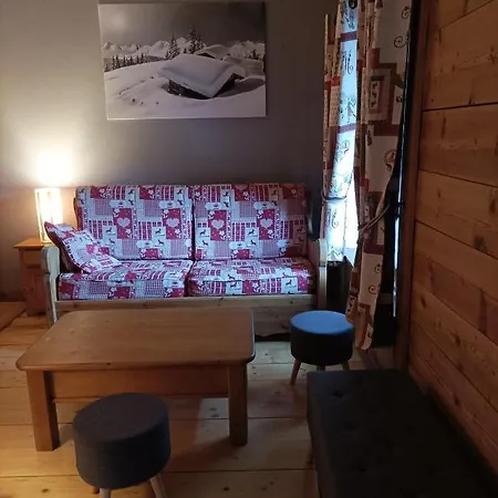 La Ferme D'henriette, A Samoëns