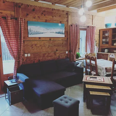 La Ferme D'henriette, A Samoëns