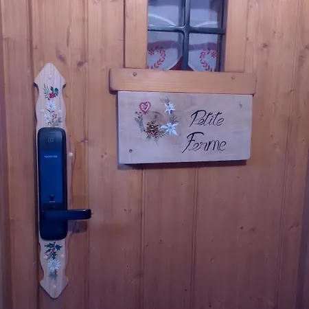 La Ferme D'henriette, A Chalet *