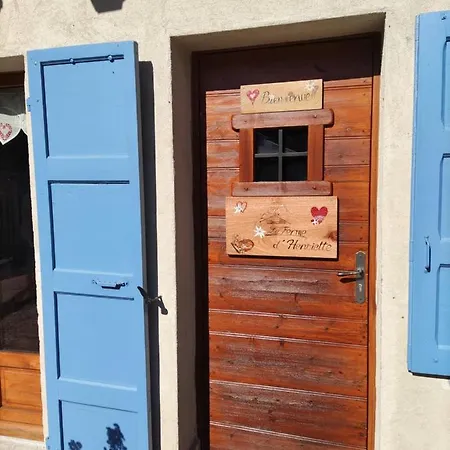 La Ferme D'henriette, A 샬레